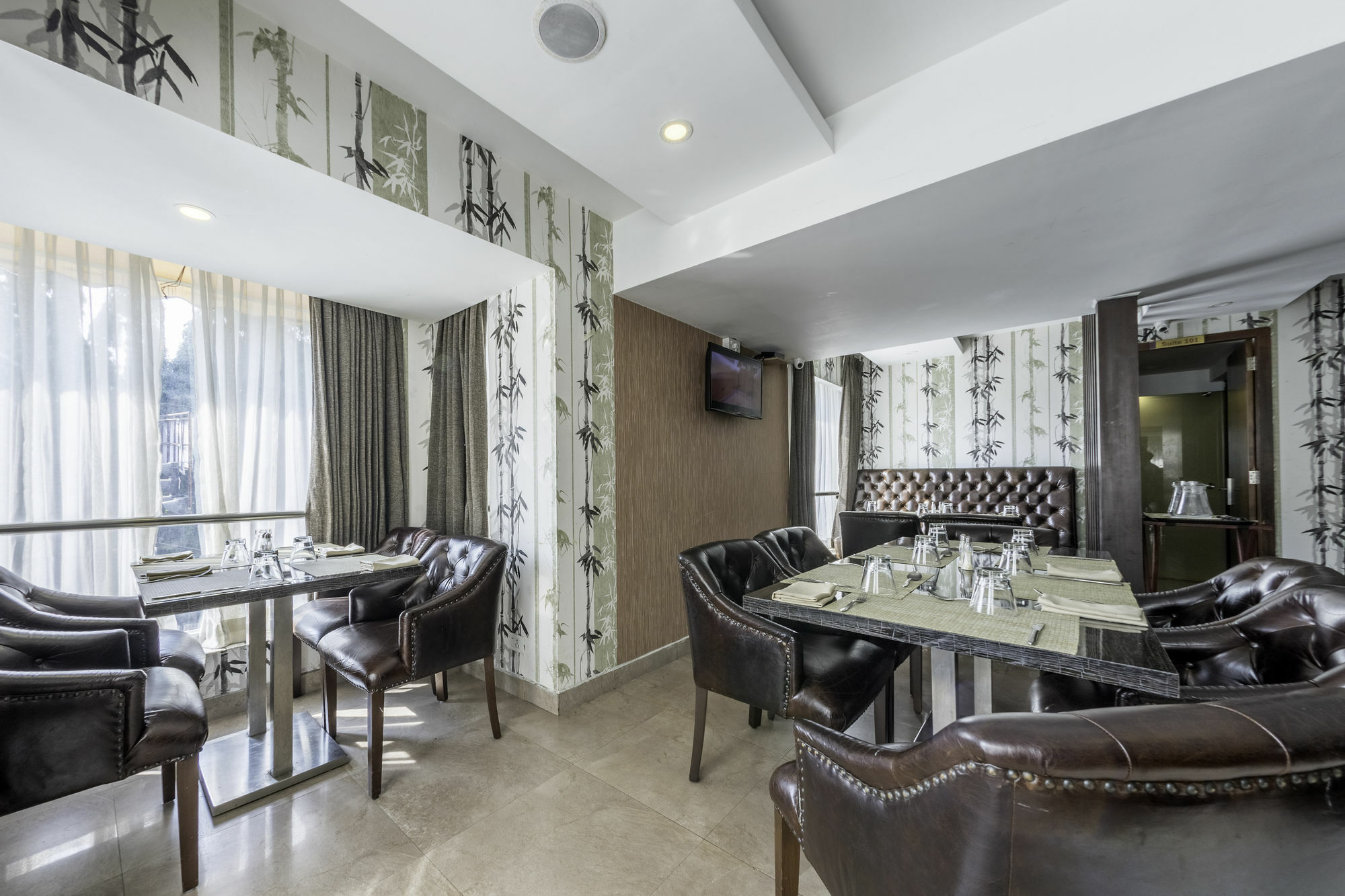 Treebo Trend J'S Five Two Boutique Hotel Ченай Екстериор снимка